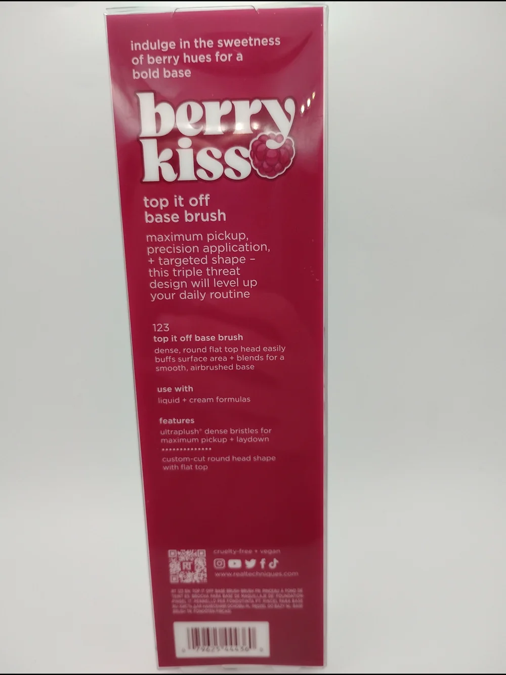 Real Techniques Berry Kiss Top It Off Base Brush - BRAND NEW IN THE BOX